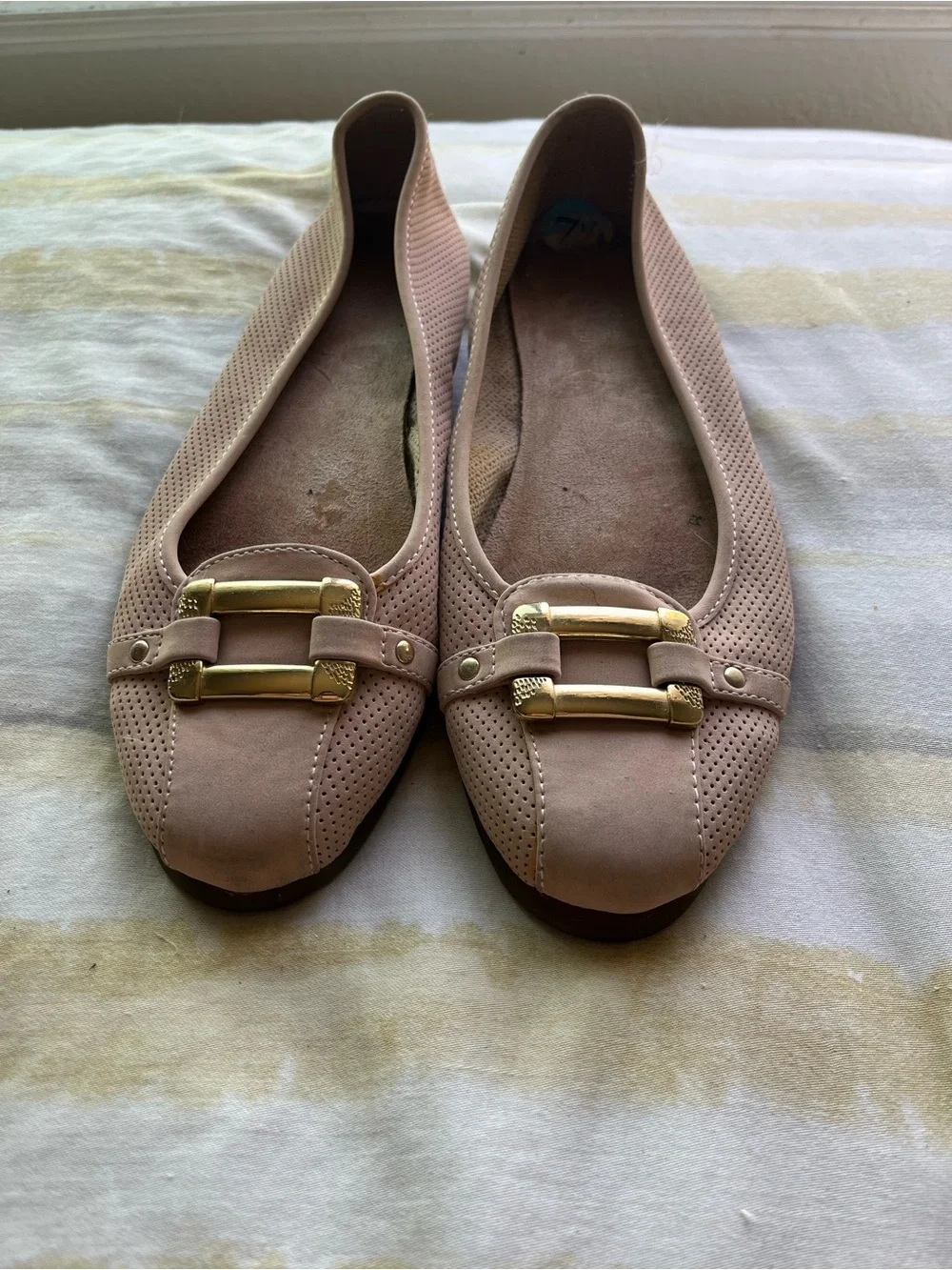 AEROSOLES Blush Pink Ballet Flats with Gold Buckle